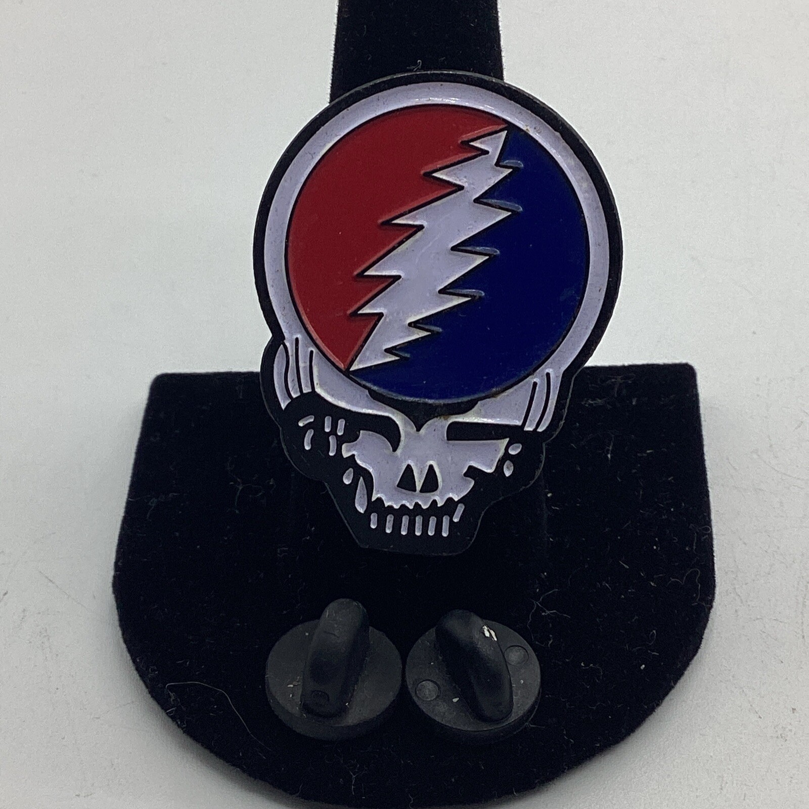 Grateful Dead ‘Stealie’ ‘Steal Your Face’ Medium Fan Memorabilia Pinback