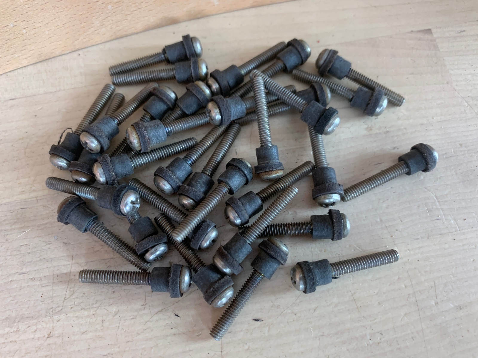 Lot of 32x Glockenspiel Vibraphone Xylophone Bar Post Screw Parts 30s Vtg - NOS!