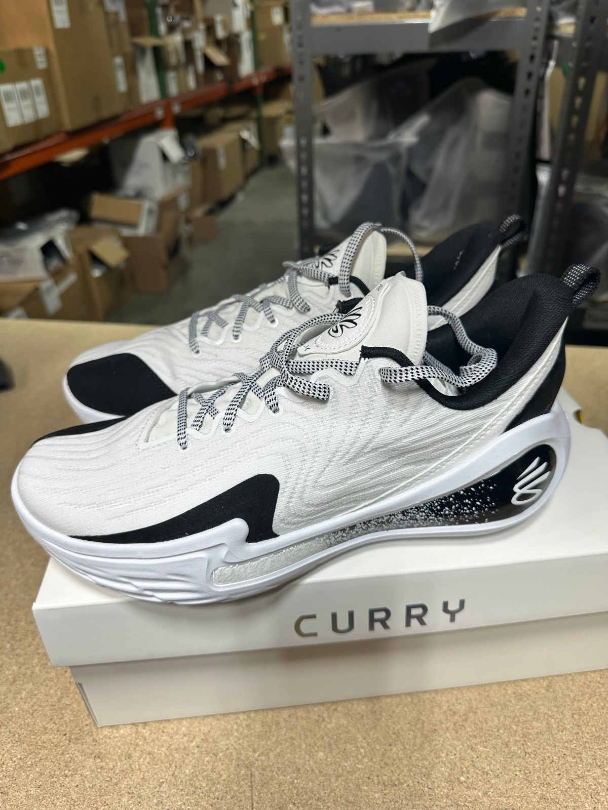 Under Armour Curry 12 Team Unisex Basketball Shoes Size M10/W11.5