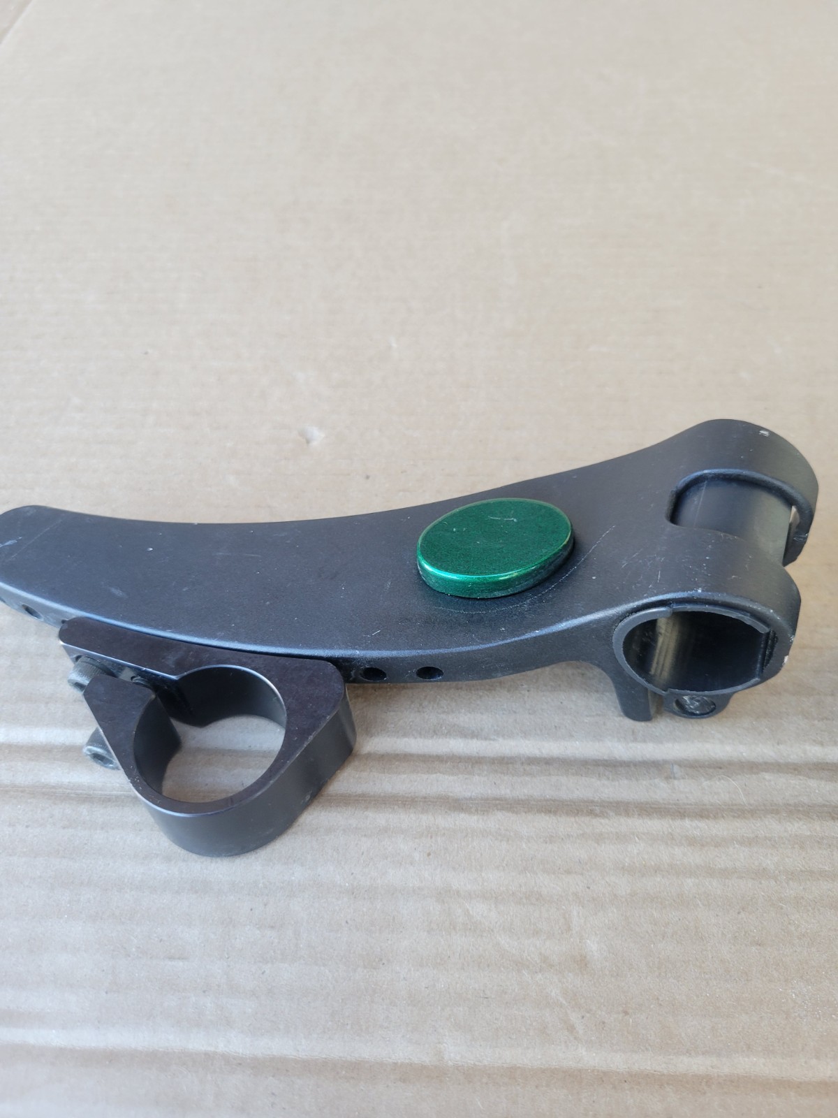 Quickie 5r Axle Plates For Back Wheels Mounting Brackets Wheelchair Parts