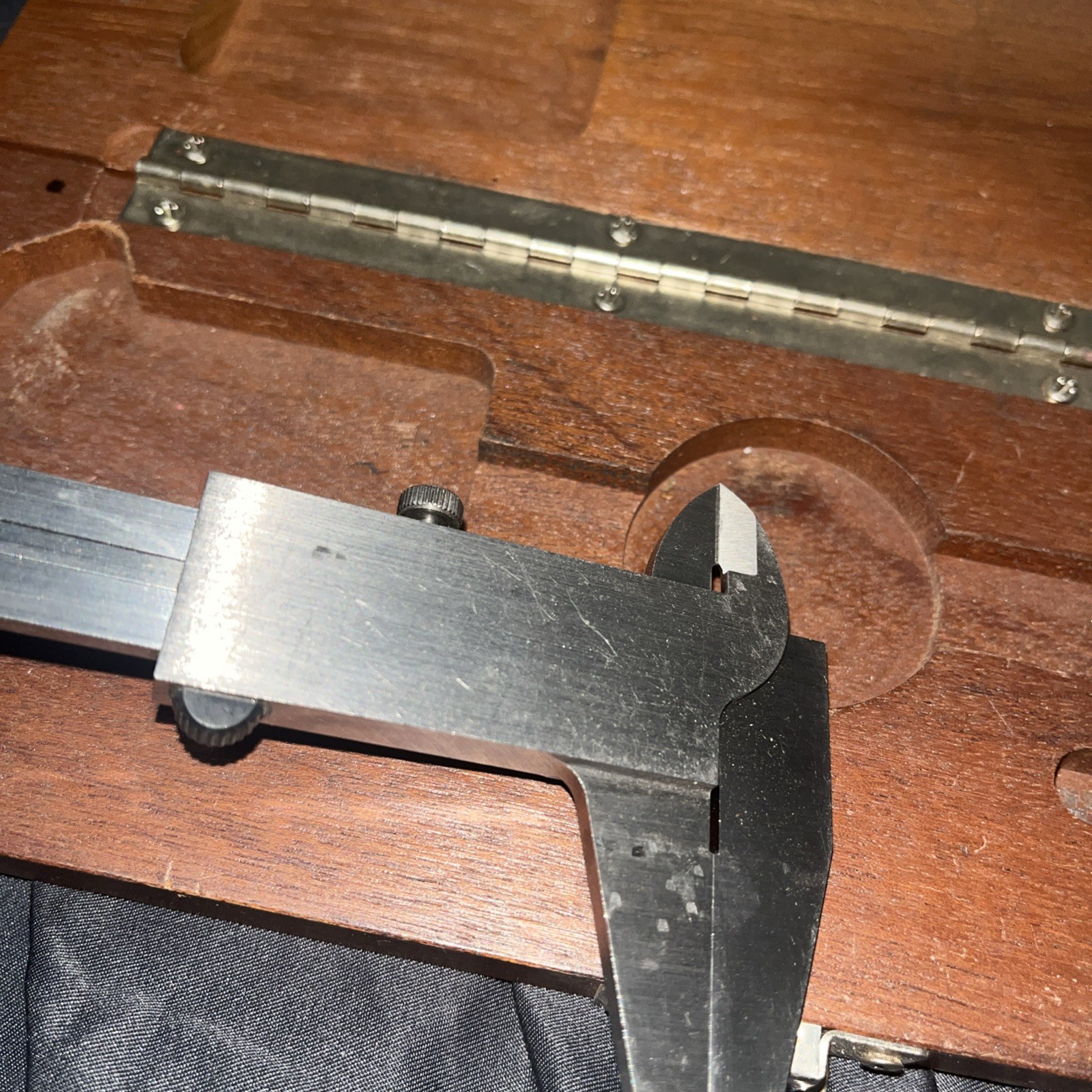 brown and sharpe vernier caliper 577 W/case 7”