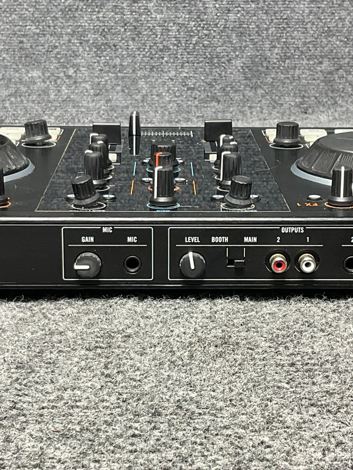Native Instruments Traktor Kontrol S2 MK2 DJ Controller Black Used
