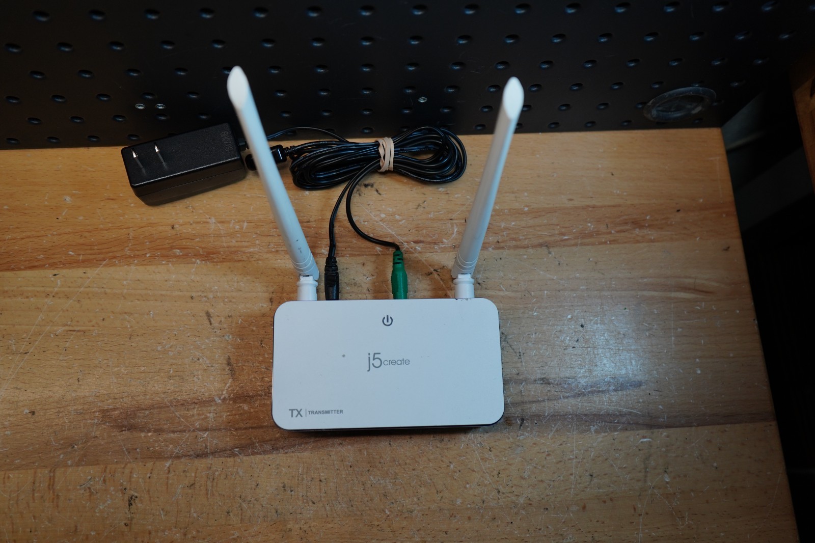 (P) j5create JVAW52-TX Wireless HDMI Extender Transmitter Only w/ Adapter