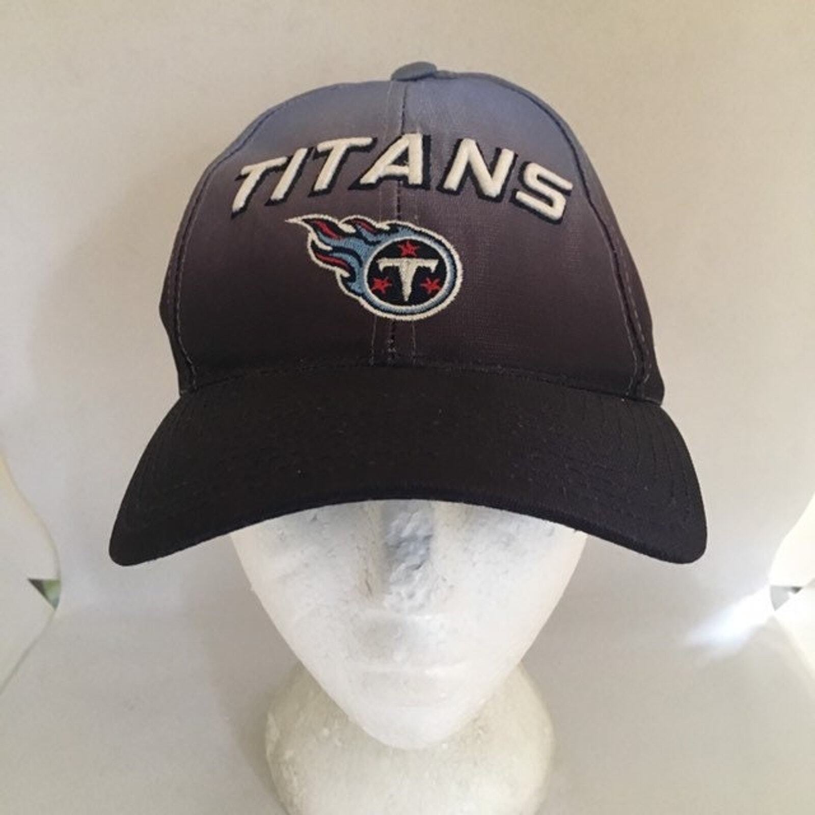 Vintage Tennessee Titans SnapBack hat 1990s 80s Z1