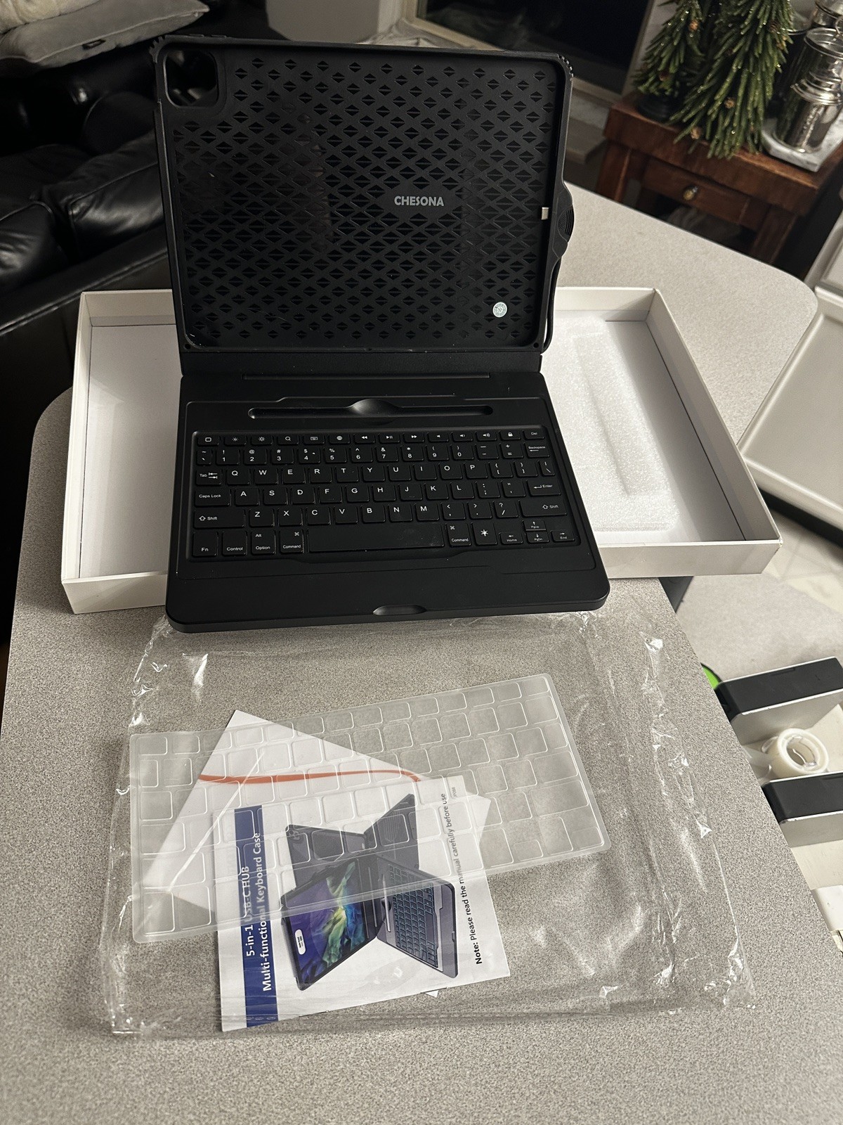 Multi-Functional 61-Key Keyboard | USB Powered | New Open Box