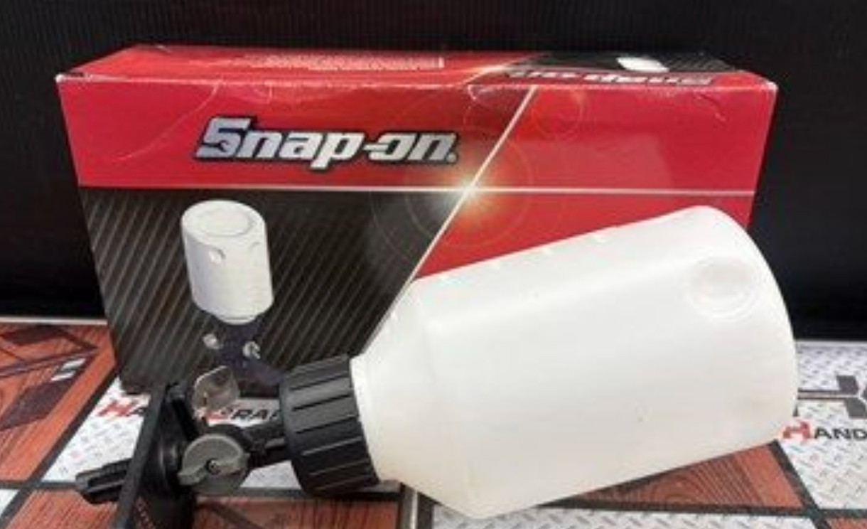 Snap-on BB5002A Brake Bleeder Automatic Refiller Used From Japan