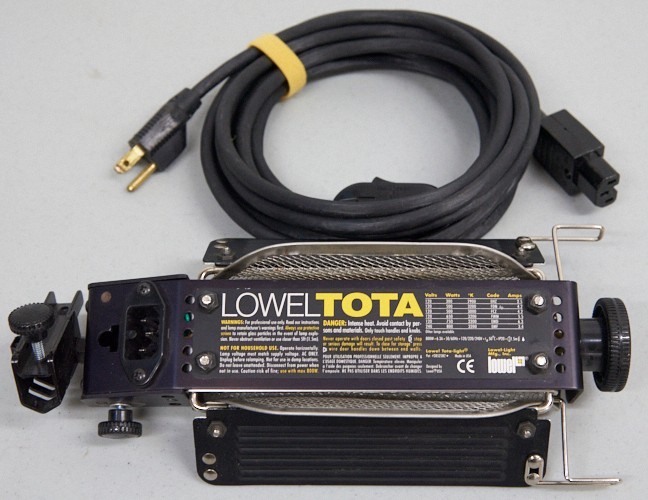 Lowel Tota-Light Fixtures w/ Bulbs & Power Cables