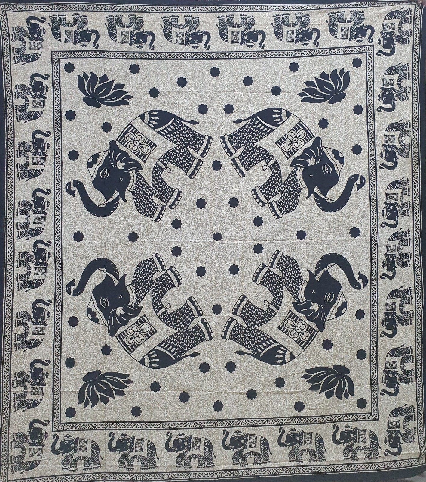 Badal tree Elephant Tapestry Printed Cotton Bed Sheets/Wall Hanging-Black