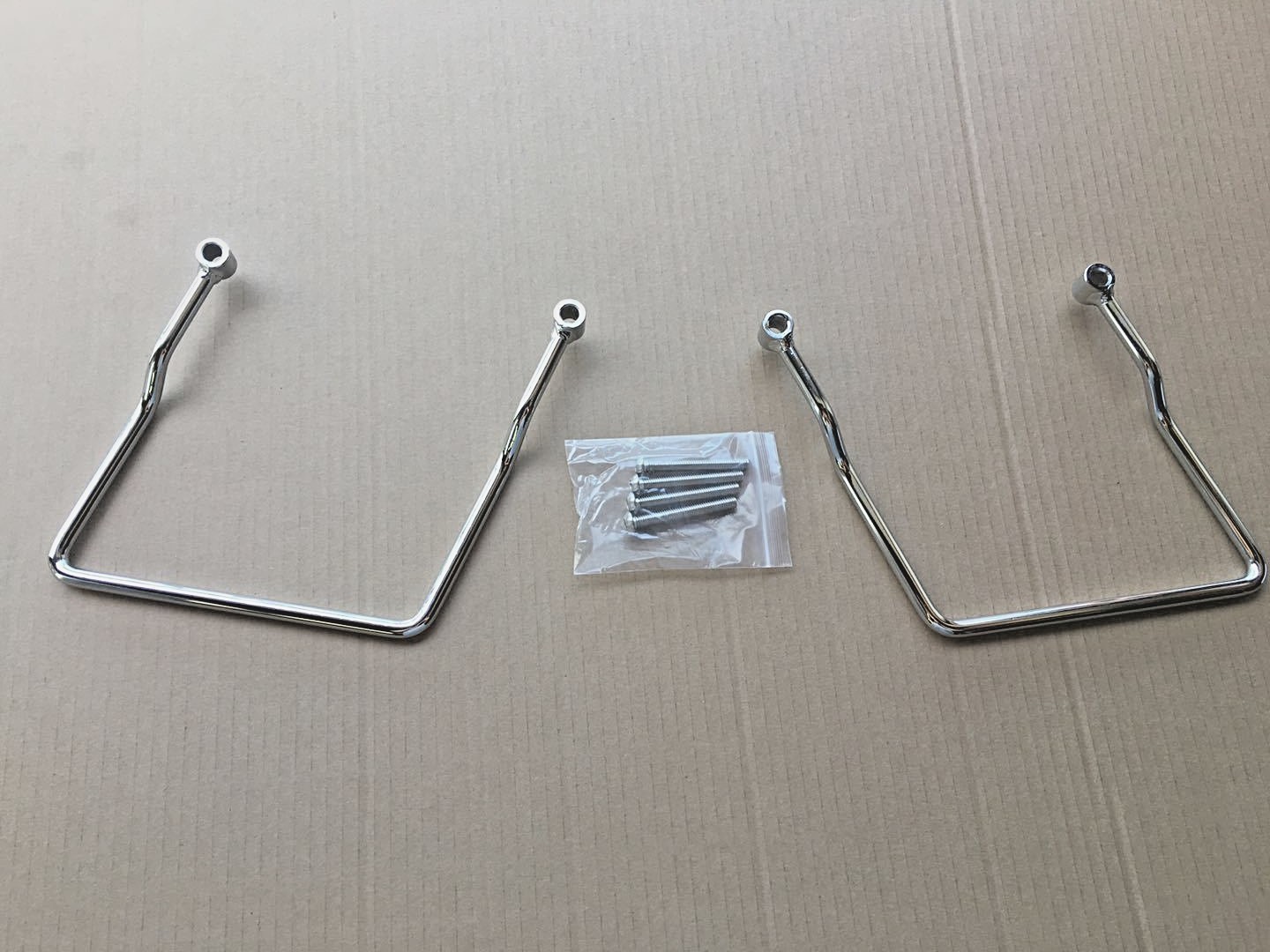 Open Box Saddlebag Supports For 2002-Present Honda VTX 1300 VTX 1800 R&S R S