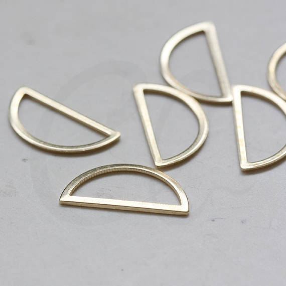 20 Pieces Raw Brass Moon - Crescent - Link 21x10.6mm (3834C)
