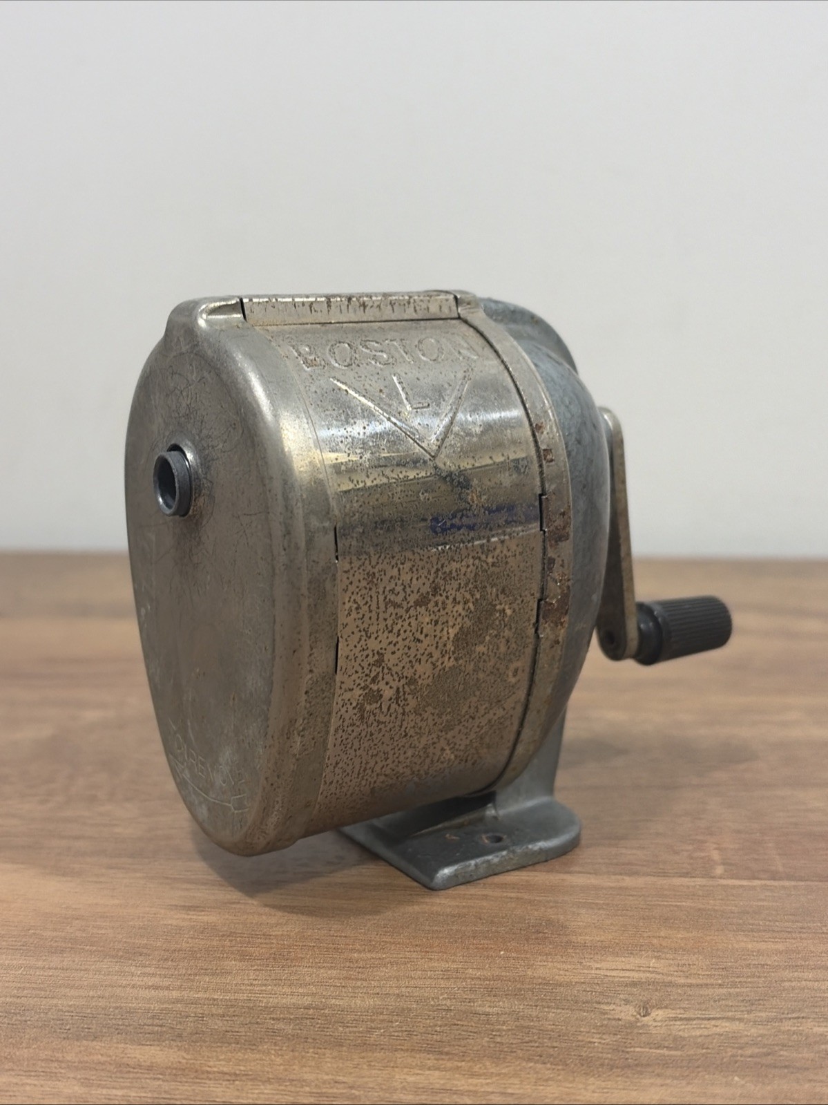 Boston L Model Pencil Sharpener Vintage Model Wall or Desk Mounted Hand Crank
