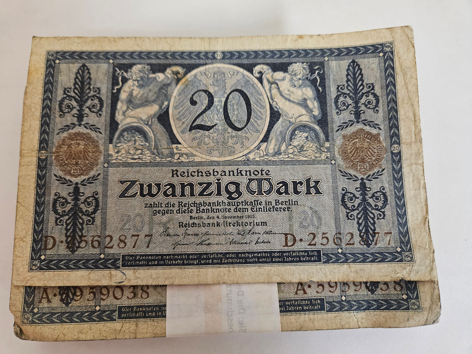 GERMANY 1915 - 20 MARK REICHSBANKNOTE  / SOLD AS EACH