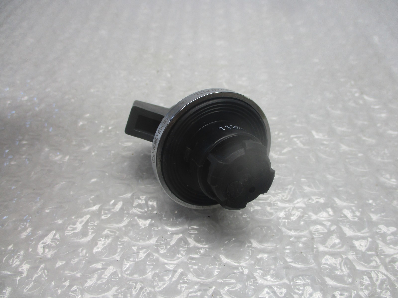 SCHMERSAL TUV08AIEX768-5U SELECTOR SWITCH NSNP