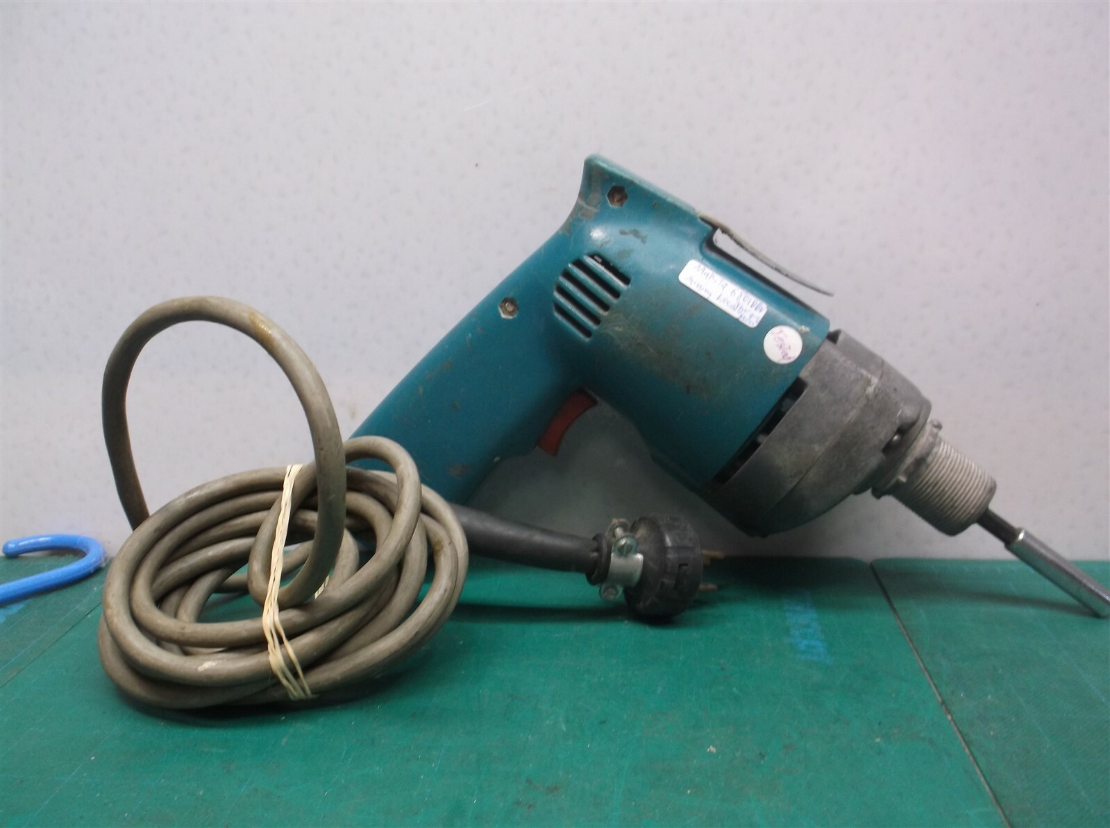 Makita Drywall Electric Screwdriver 6801DBV MISSING LOCATOR & SLEEVE