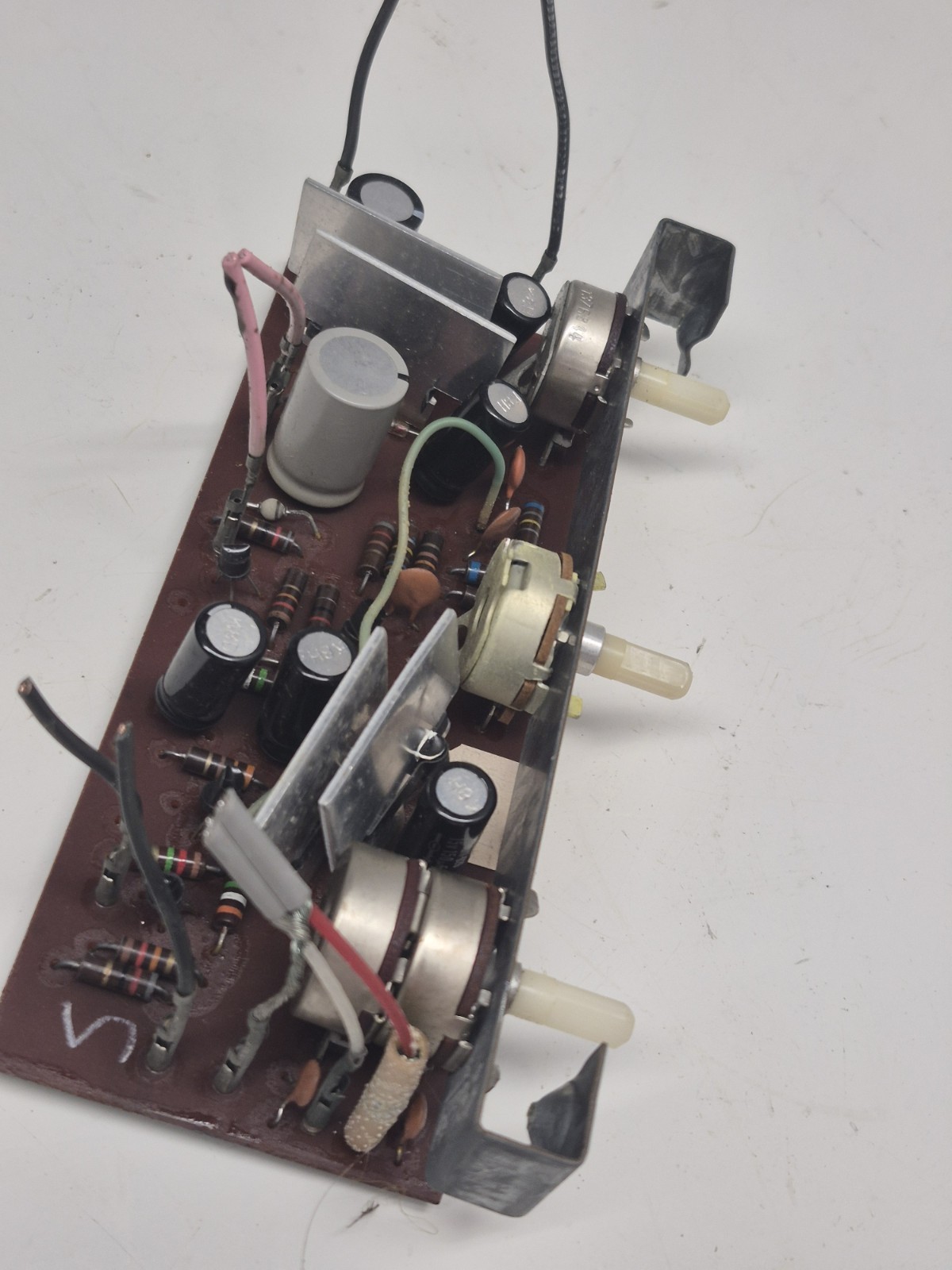 General Electric Trimline Stereo 400 Solid State Turntable Amp