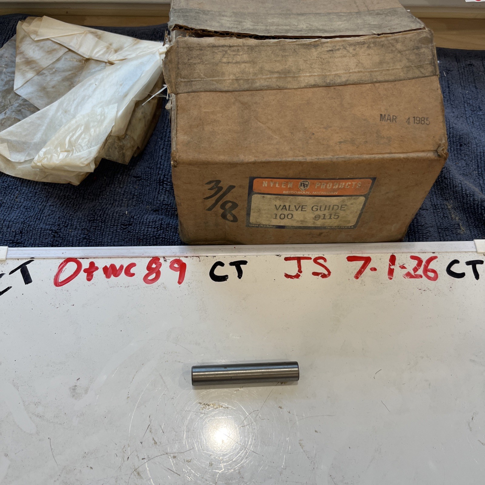 (1) Nylen 9115 Valve Guide Sold Individually NOS OEM