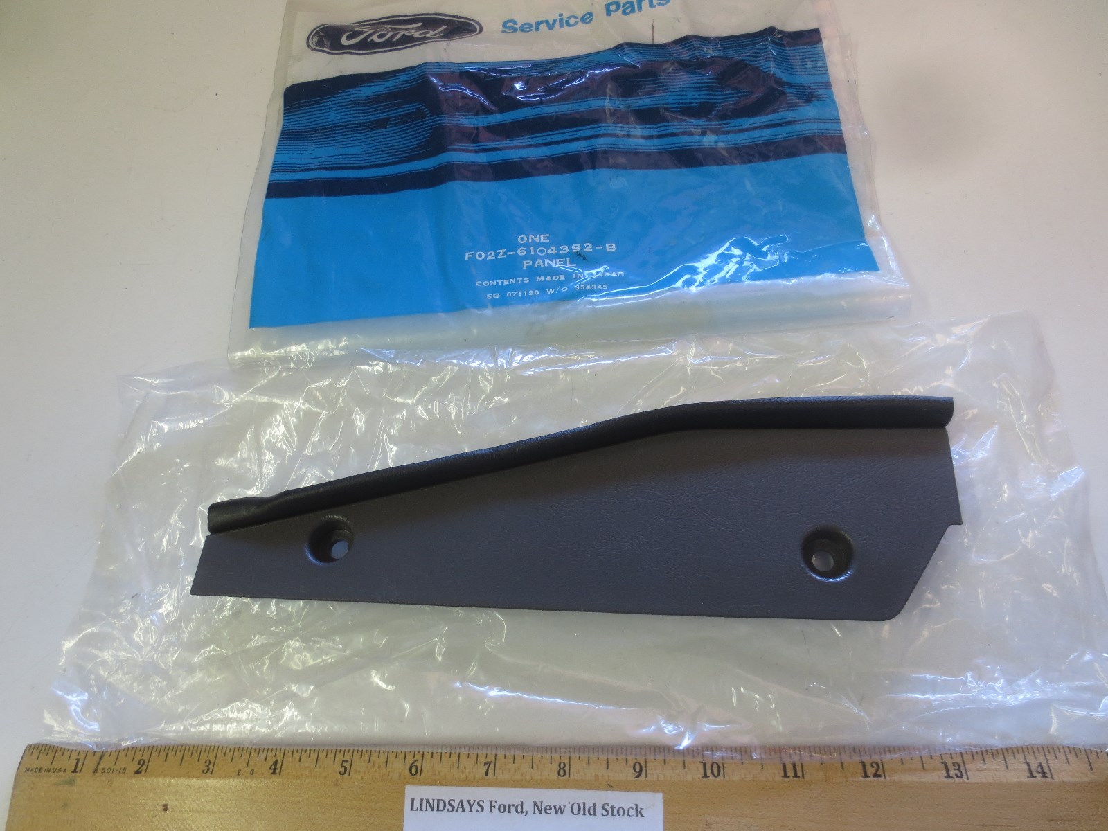 FORD 1990'S PROBE "PANEL" DASH R.H. F02Z-6104392-B, GRAY, NOS FREE SHIPPING