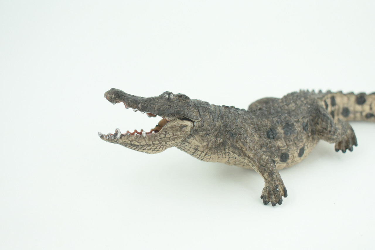 Alligator Toy, Crocodile, Movable Jaws, Realistic Rubber Model, 7" CH817 BB189