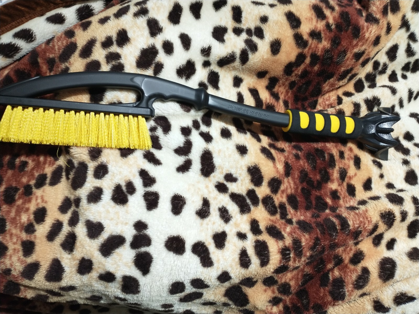 Rain X Car Windshield Ice Scraper  Removal Brush Snow  Ice Car Cleaning 26 in
