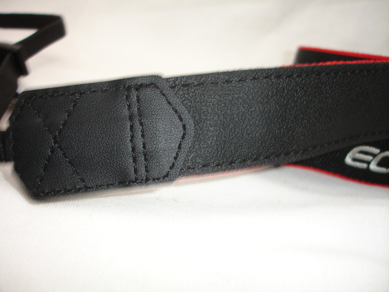 CANON EOS R6 MARK II CAMERA NECK STRAP