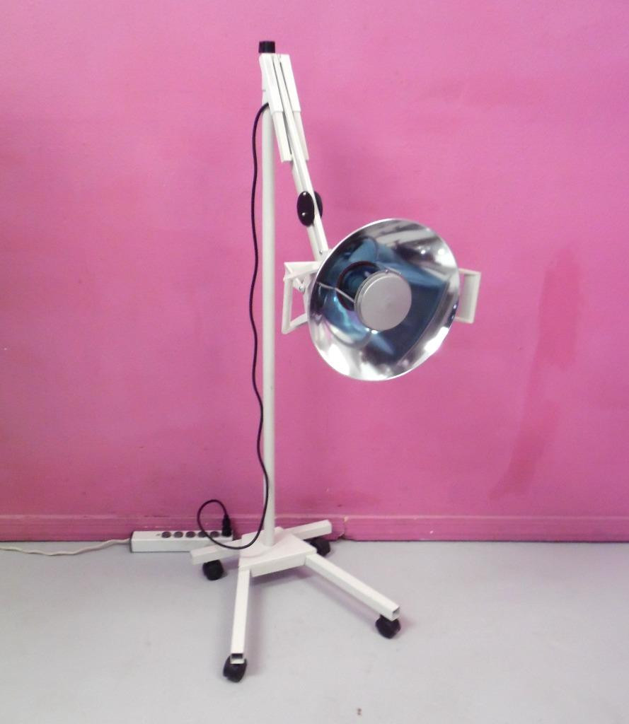 Burton Reflector Surgical Light Minor Procedure Floor Stand Lamp & Rotating Head