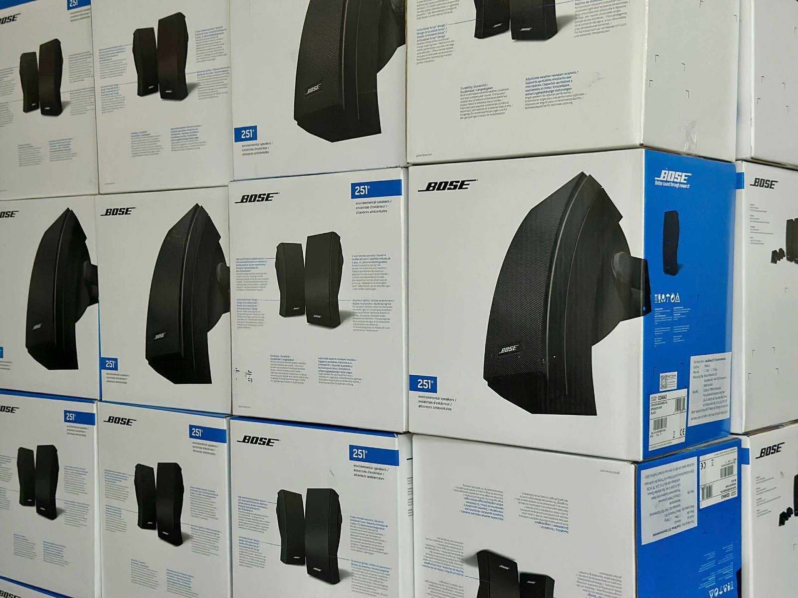 Bose 251 Environmental Speakers Pair Black NEW  with Brackets (Pair)