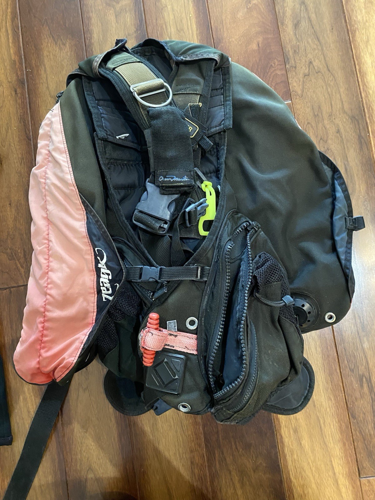 Zeagle Ranger BCD - Women’s Medium- Preowned-READ