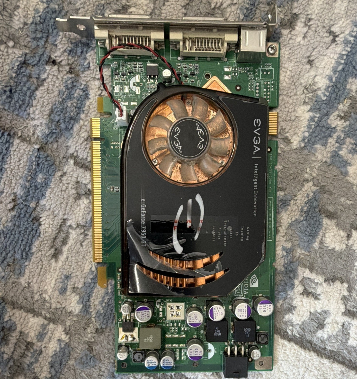 EVGA NVIDIA G-Force 7950 GT PCIe x16 Dual DVI/S-Video 6-Pin Fan HS - untested