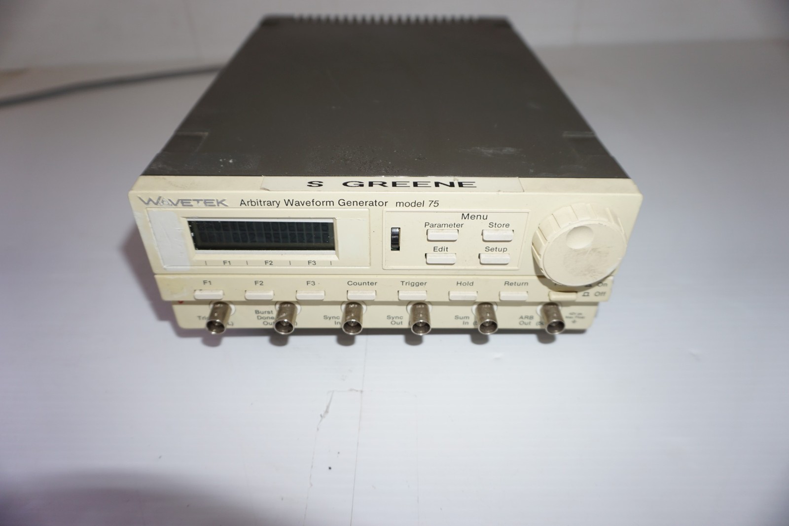 WAVETEK ARBITRARY WAVEFORM GENERATOR MODEL 75 (BFR14)