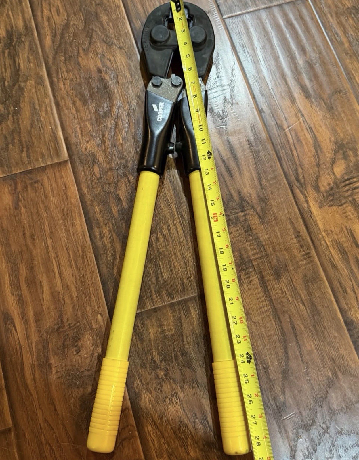 Cooper Kearny Easton Crimper Compression Tool 28”