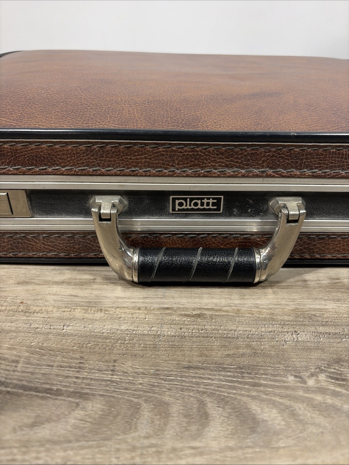 NOS PLATT Hard Plastic Briefcase / Attache Case Keys Included Nice HARD Case