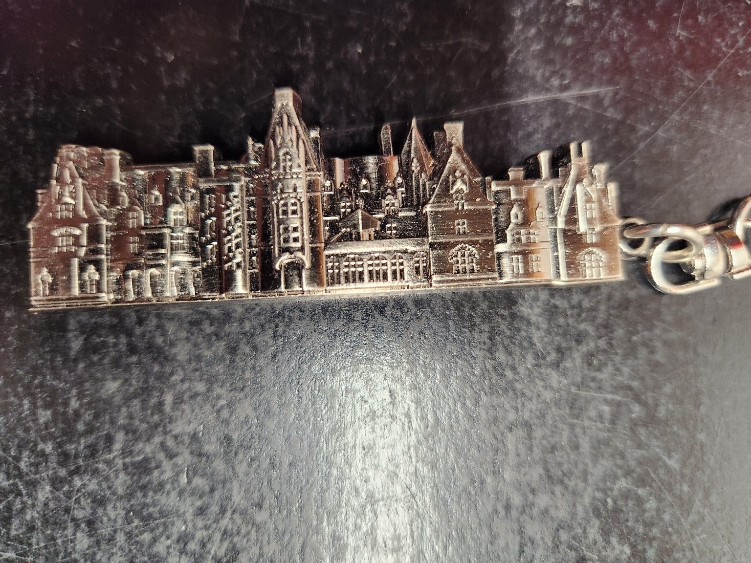 Architectural Building Facade Keychain Key Fob Metal Silver Tone