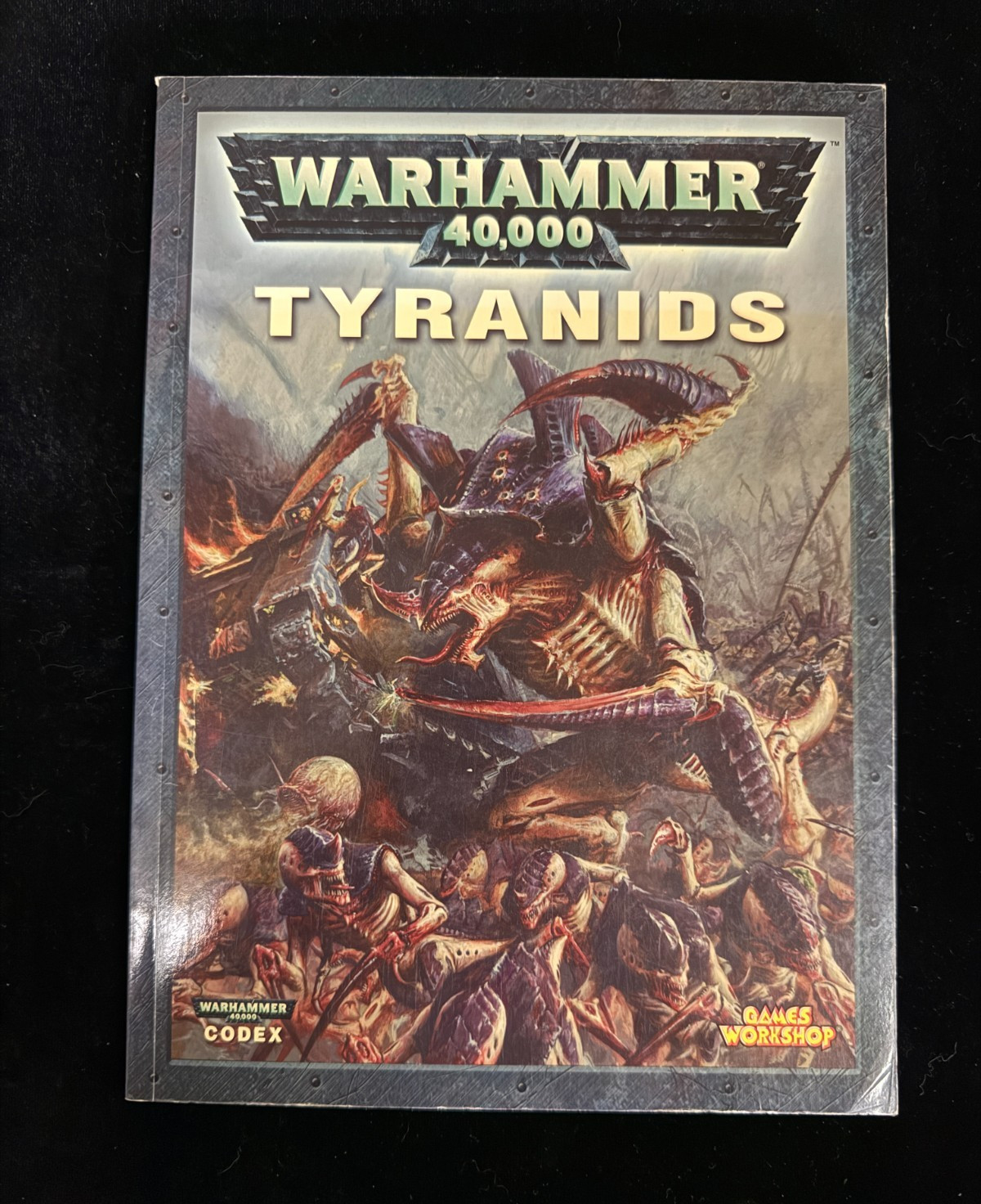 Warhammer 40k Tyranids Codex Rulebook 4th Edition DAMAGED