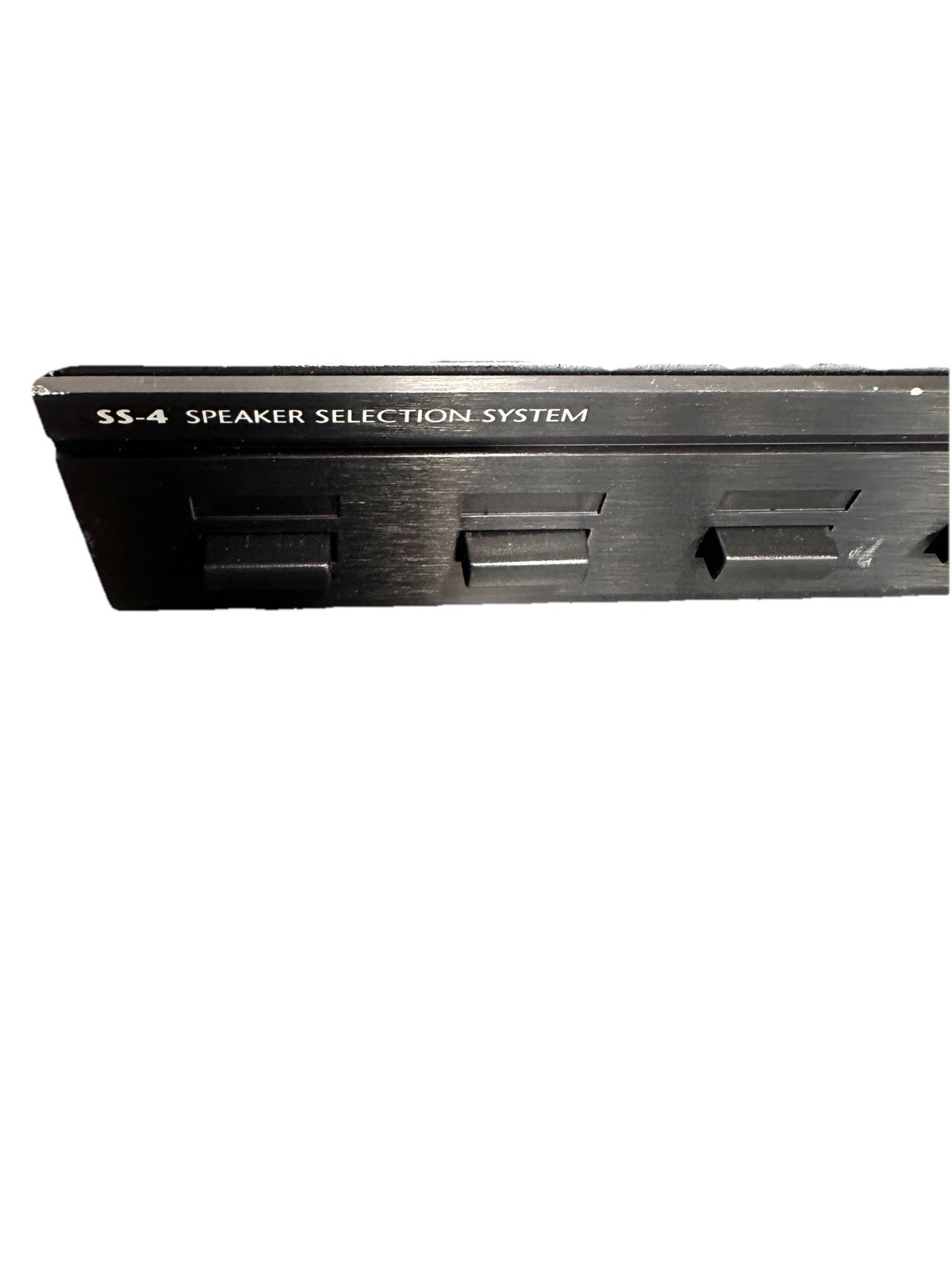 Niles SS-4, 4-Pair Speaker selector