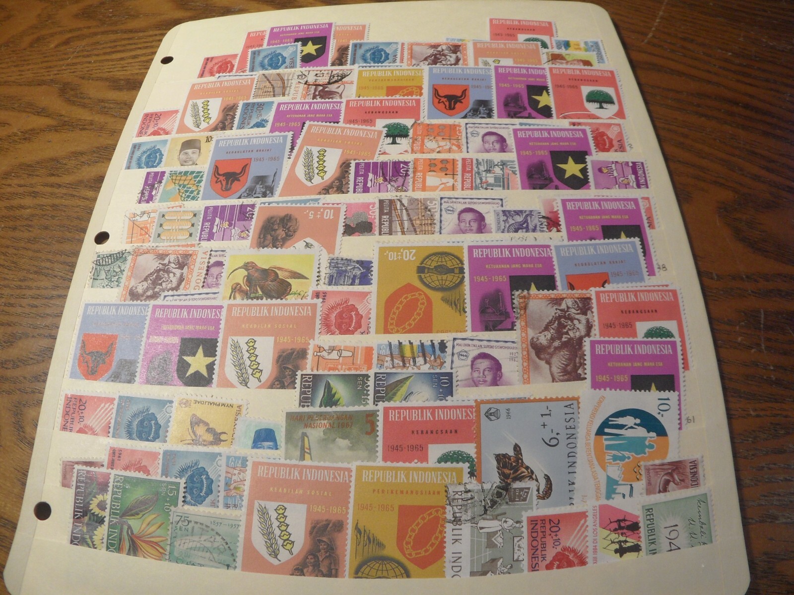 SB127 Postage Stamp lot of foreign international stamps worldwide  Indonesia