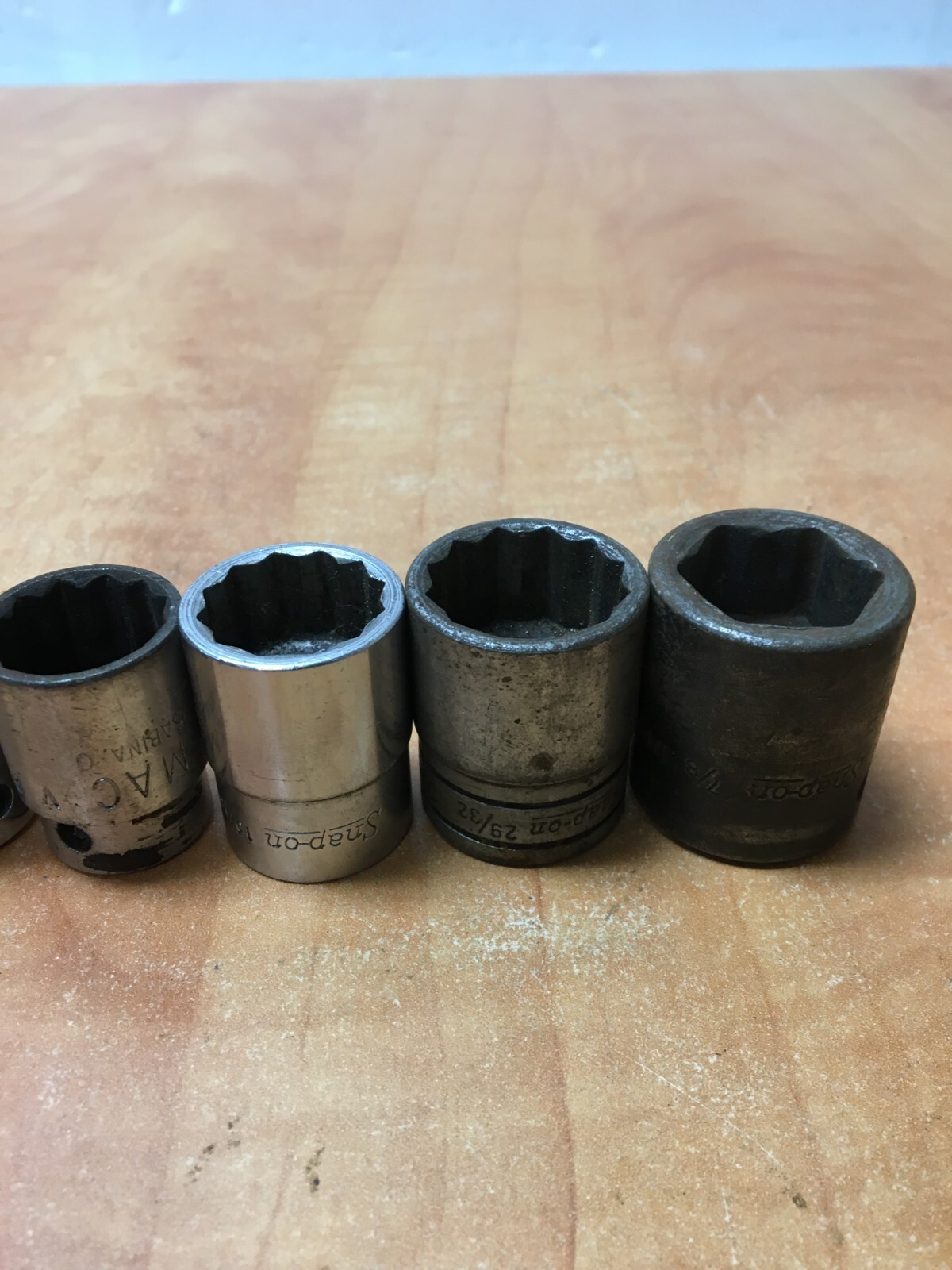 MAC Tools & Snap On 1/2" Drive SAE Shallow 10pc Socket Set 9/16" to 1-1/8"