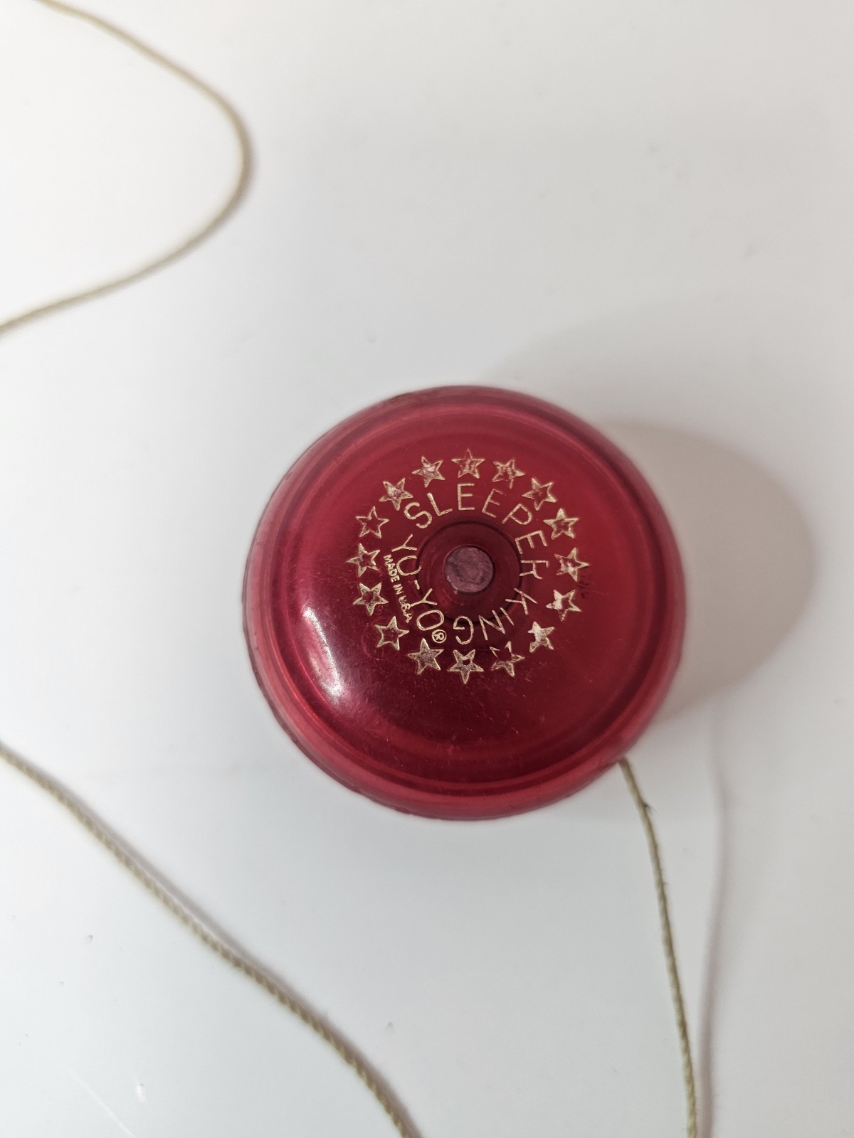 Vintage Sleeper King Yo-yo Red Shirt String
