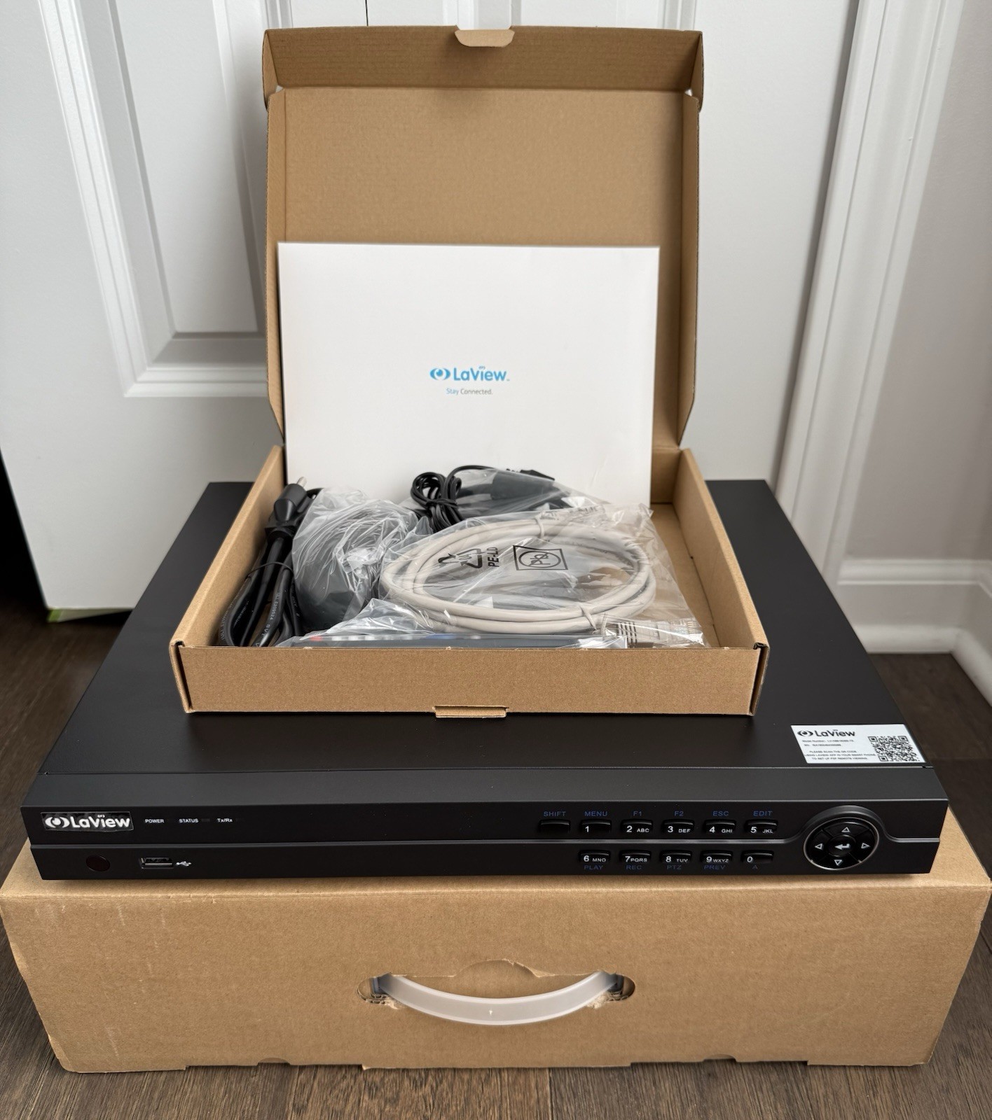 Brand New - LaView LV-N9516D6E-T3 (3TB) 16 Channel PoE NVR