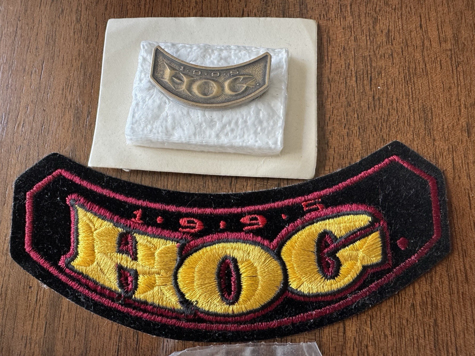 1995 Harley Davidson HOG Patch + 4 Pins Sturgis