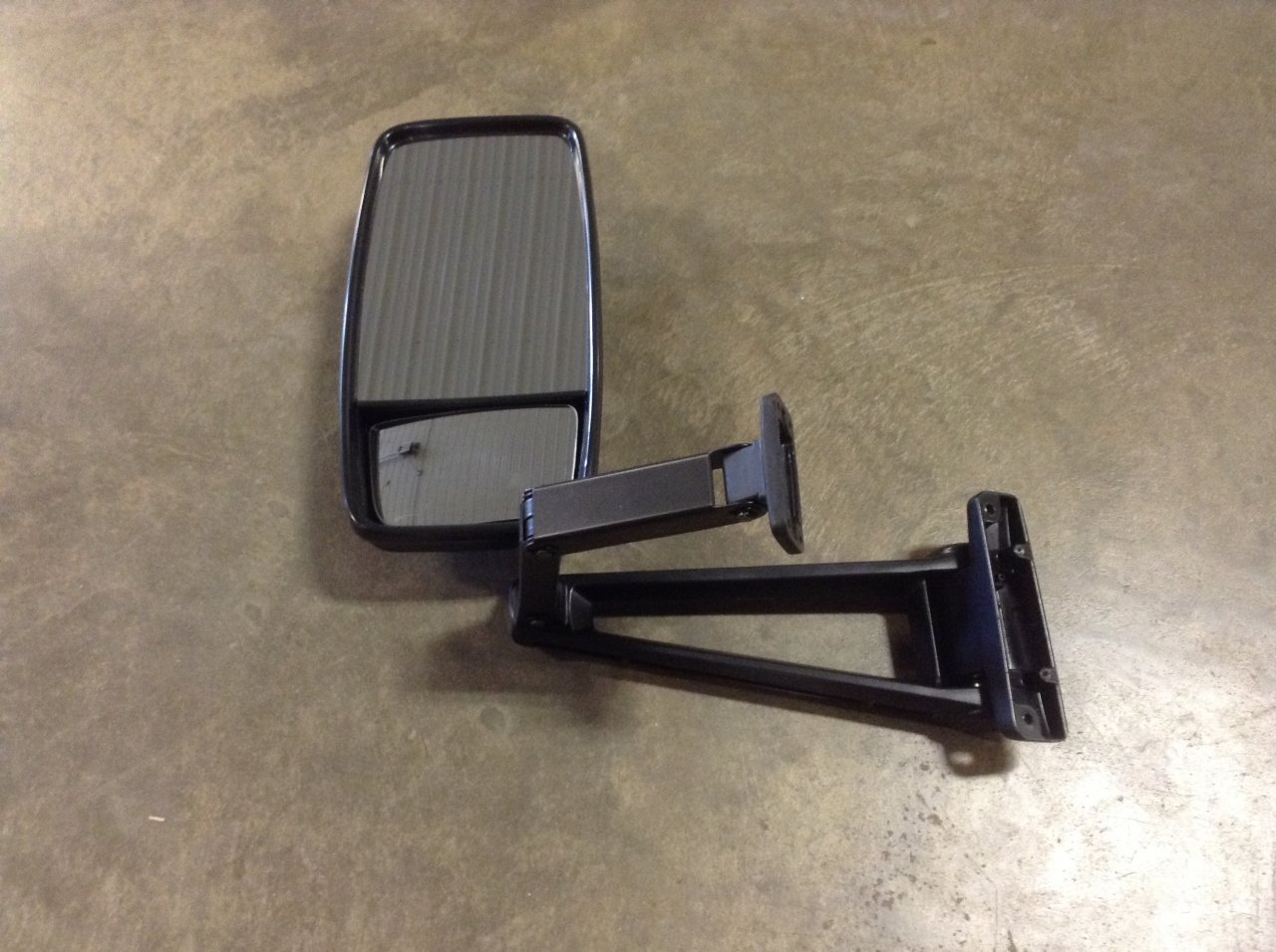 Ford CF7000 POLY Left Door Mirror - New | P/N E6HZ176982C