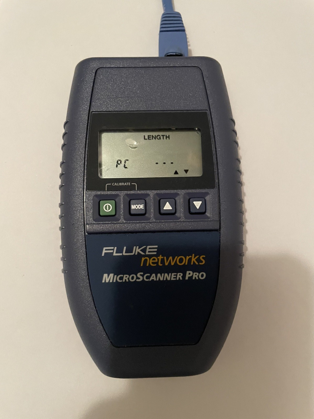 Fluke Networks MicroScanner Pro Cable Tester, with WireMap Adapter and Coax adpt