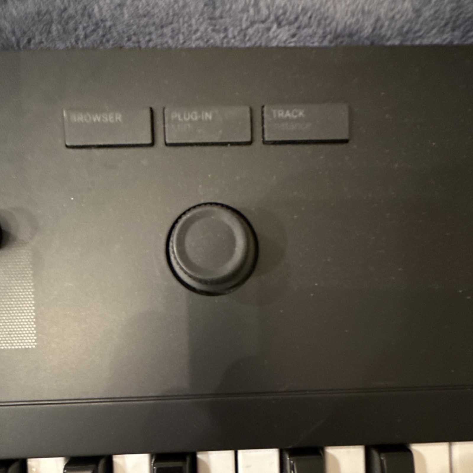 Native Instruments Komplete Kontrol A49 49-Key MIDI Keyboard Controller