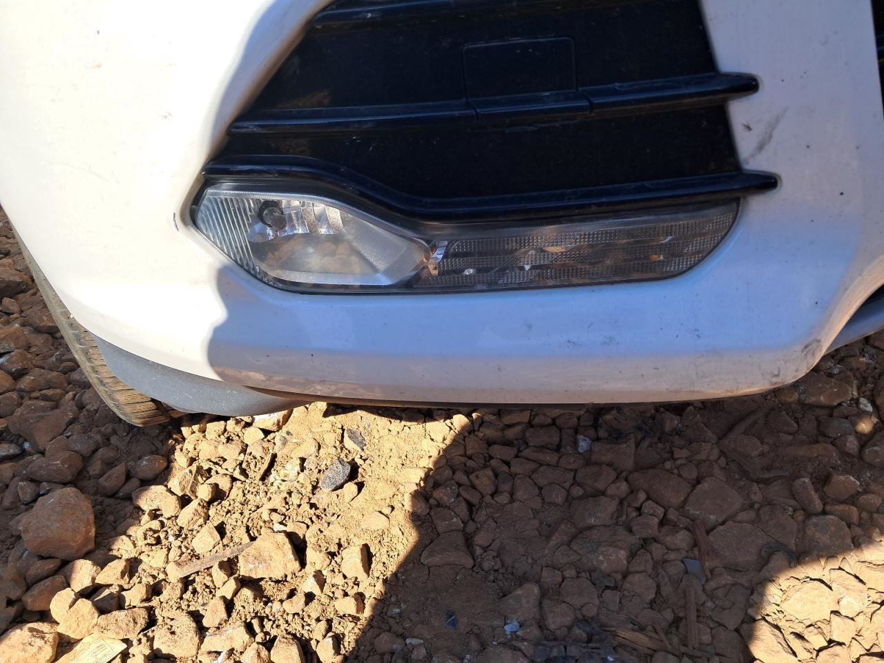 ESCAPE 2014 Glove Box 4842323