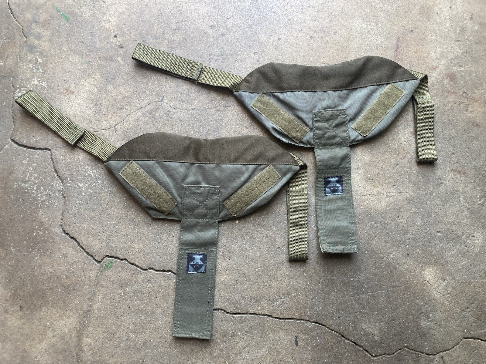 Replica FORT Defender 2 Necks by Bastion - great condition