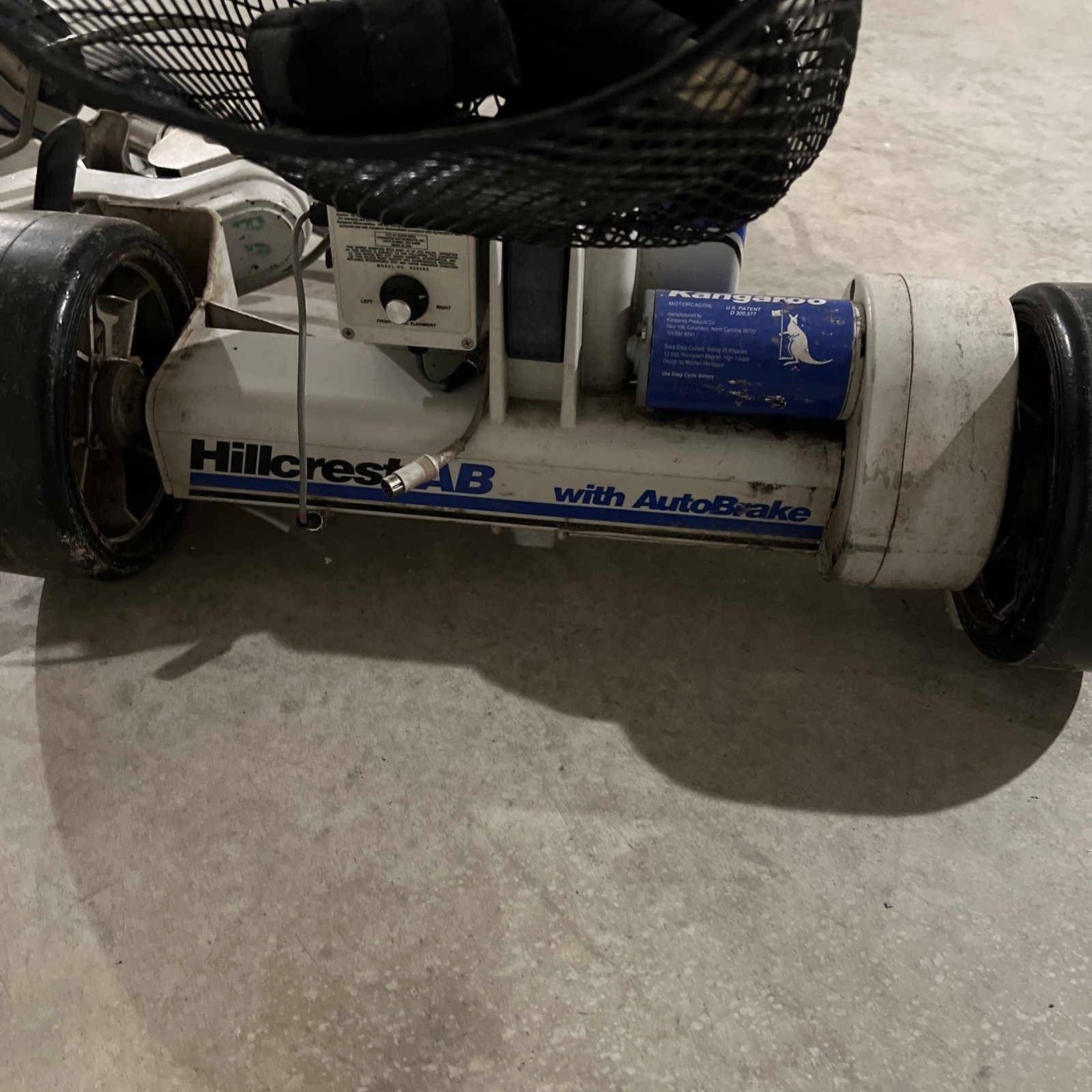 2 Kangaroo Hillcrest AB Motorized Golf Caddy / Cart W/ Remote & Other Accessory