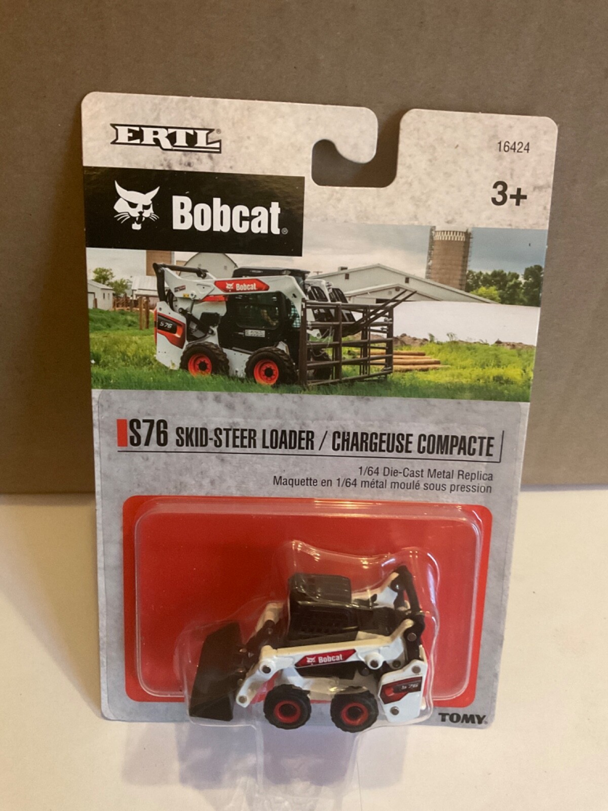 ERTL 1:64  1/64  diecast  Bobcat S76 Skid Steer Loader Tractor