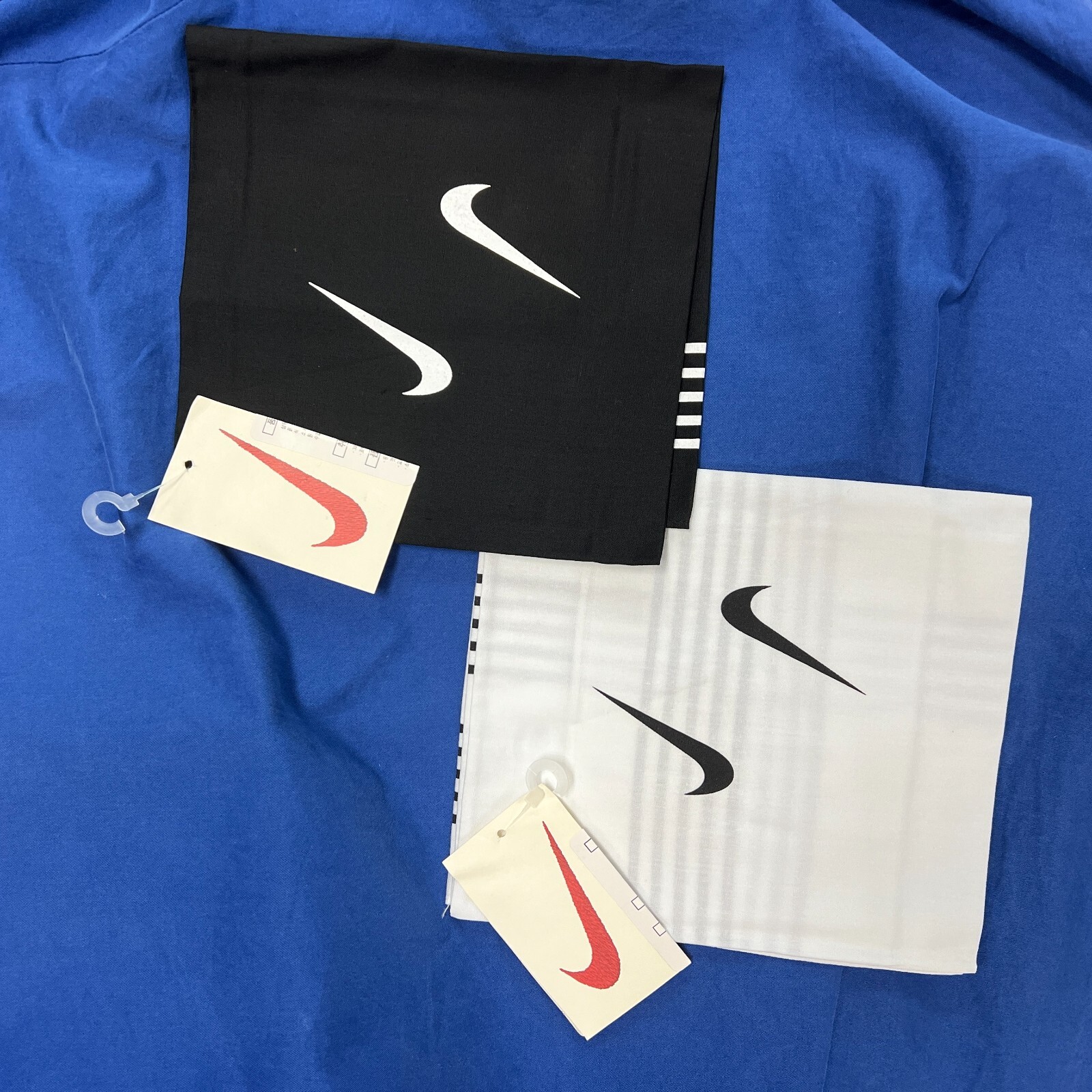 Nike Big Swoosh Printed Bandana Tennis White Black Face Covering Fast Shipping