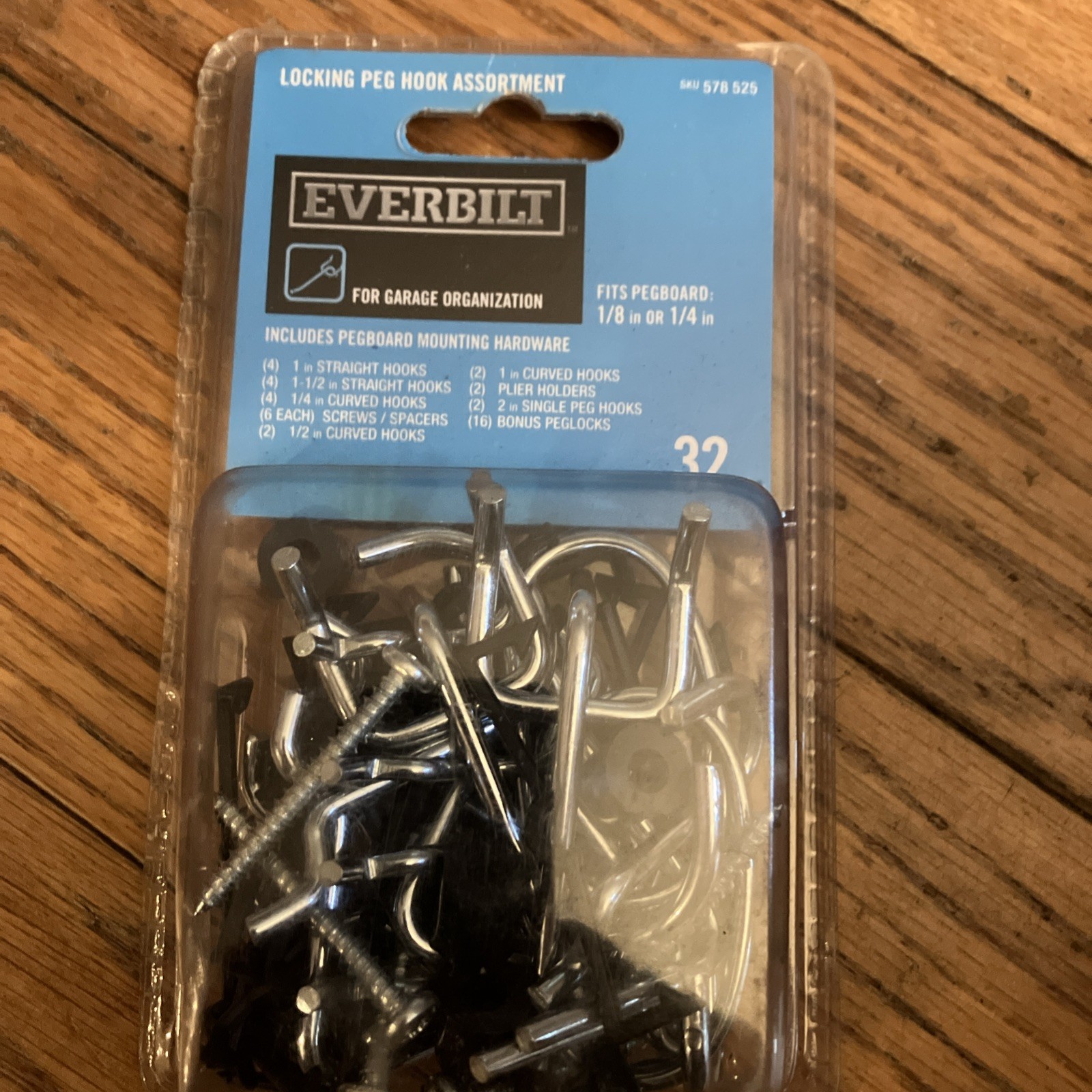 Everbilt Locking Peg Hook Assortment 32Pcs