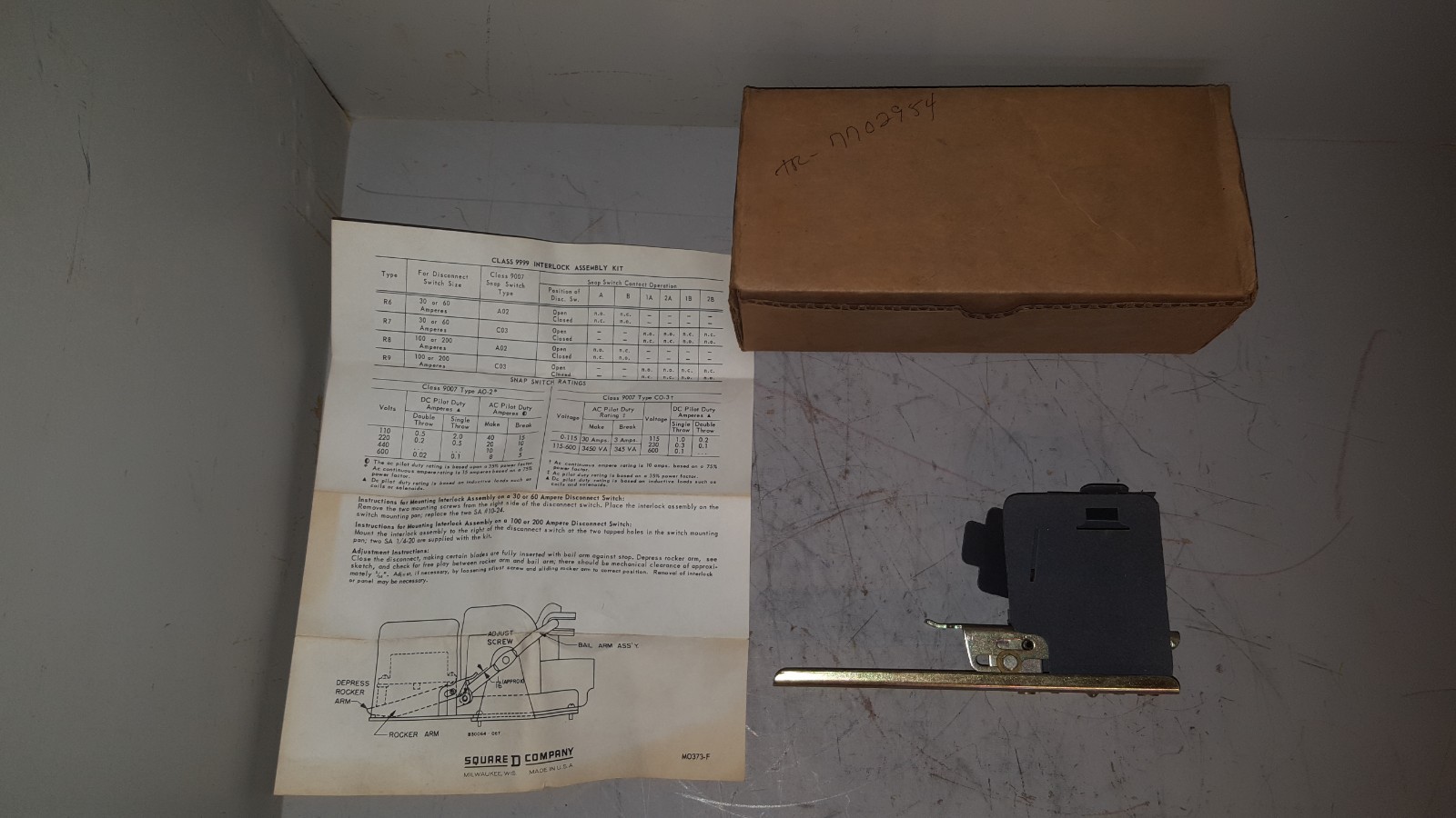 Square D Electrical Interlock Disconnect Switch, Class 9999, 84271