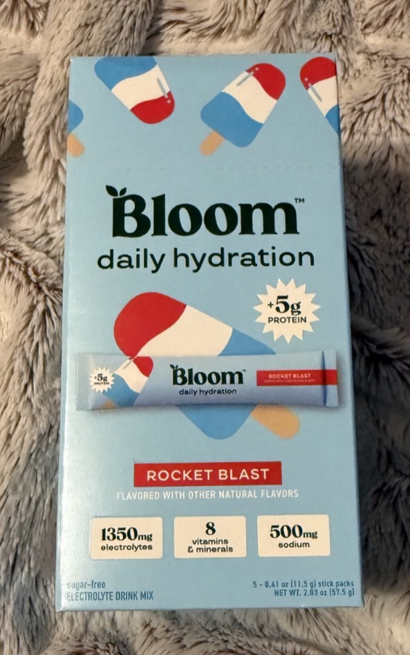 Bloom Daily Hydration Sticks ~ Rocket Blast ~ 5 Count ~ Exp 03/2028 ~ NIB!